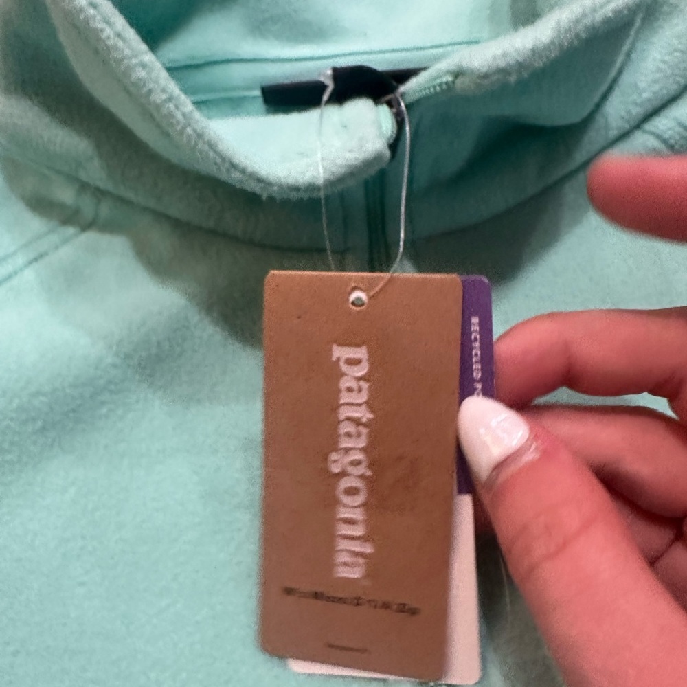 NWT Patagonia quarter zip - Picture 5 of 6